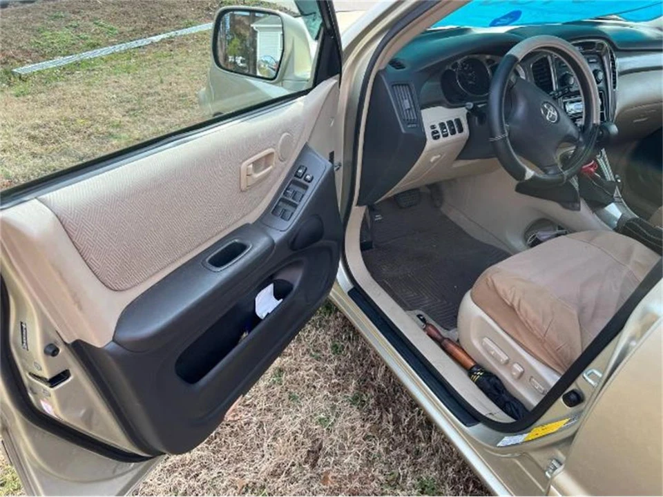 2003 Toyota Highlander - Image 4 of 16