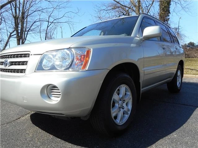 2003 Toyota Highlander - Image 10 of 12
