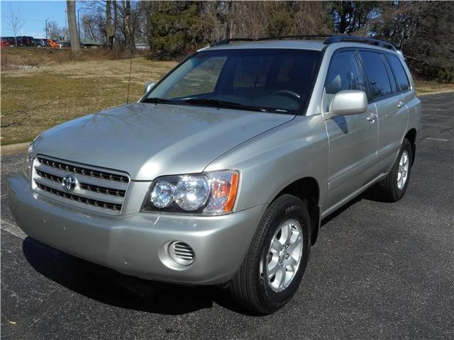 2003 Toyota Highlander - Image 9 of 12