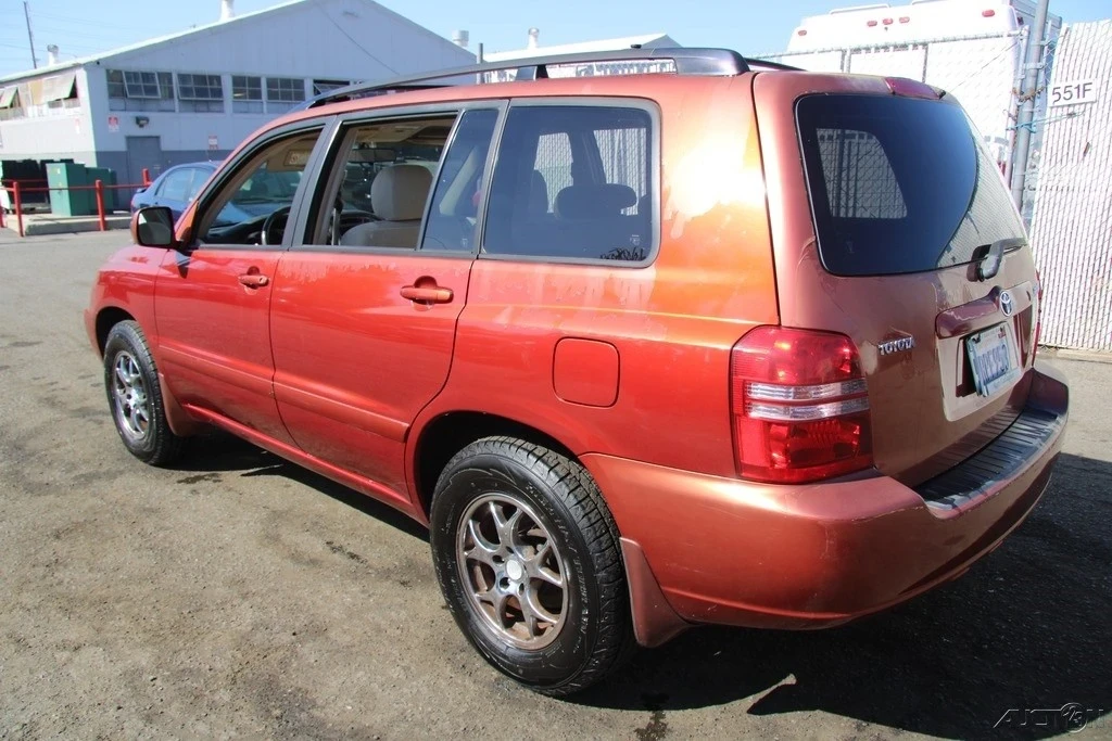 2003 Toyota Highlander - Image 4 of 21