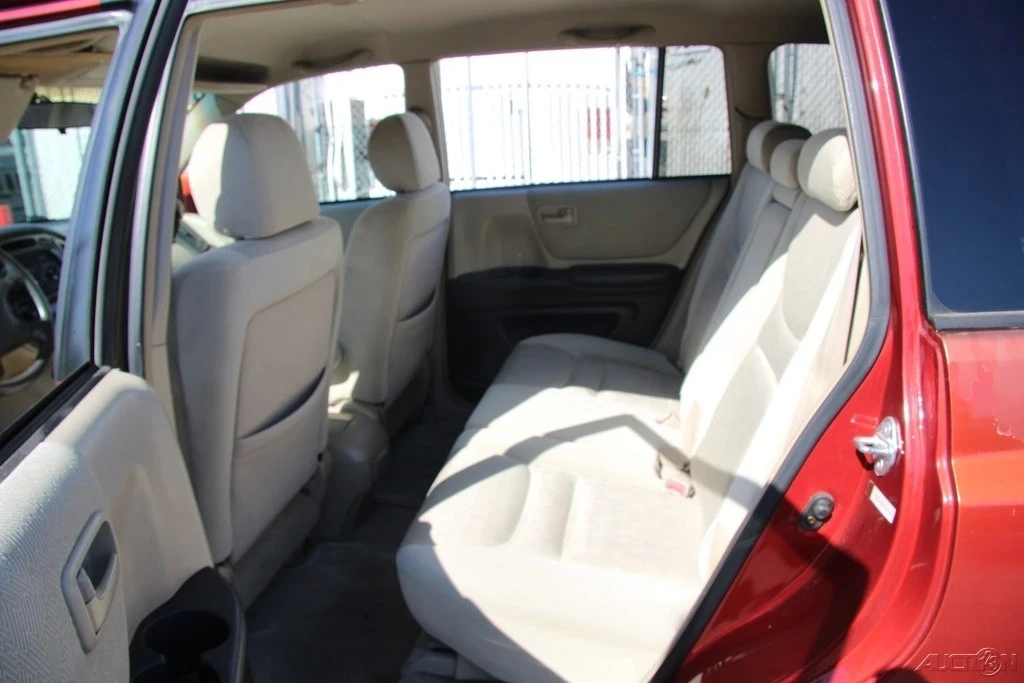 2003 Toyota Highlander - Image 20 of 21