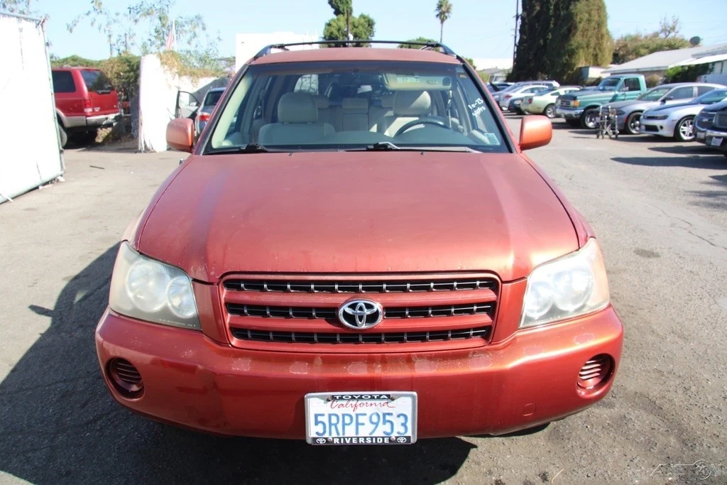 2003 Toyota Highlander - Image 9 of 21