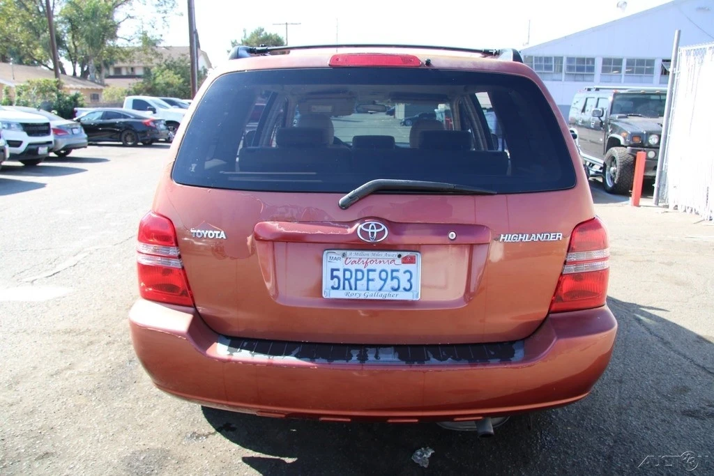 2003 Toyota Highlander - Image 5 of 21