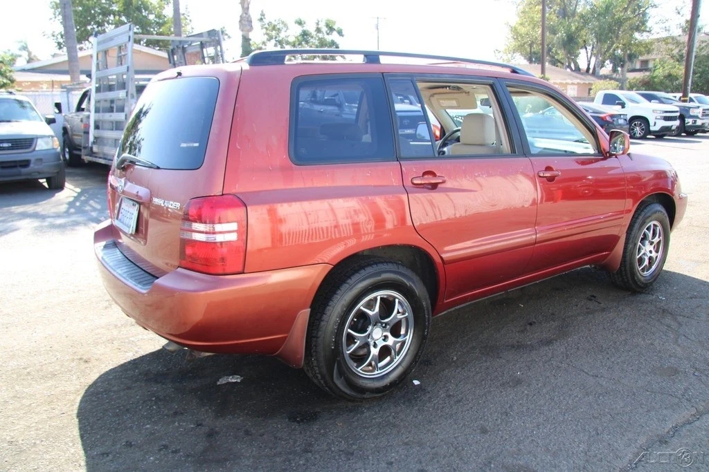 2003 Toyota Highlander - Image 6 of 21