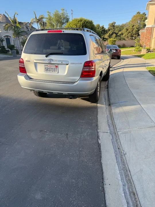 2003 Toyota Highlander - Image 4 of 4