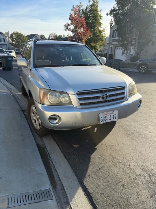 2003 Toyota Highlander - Image 2 of 4