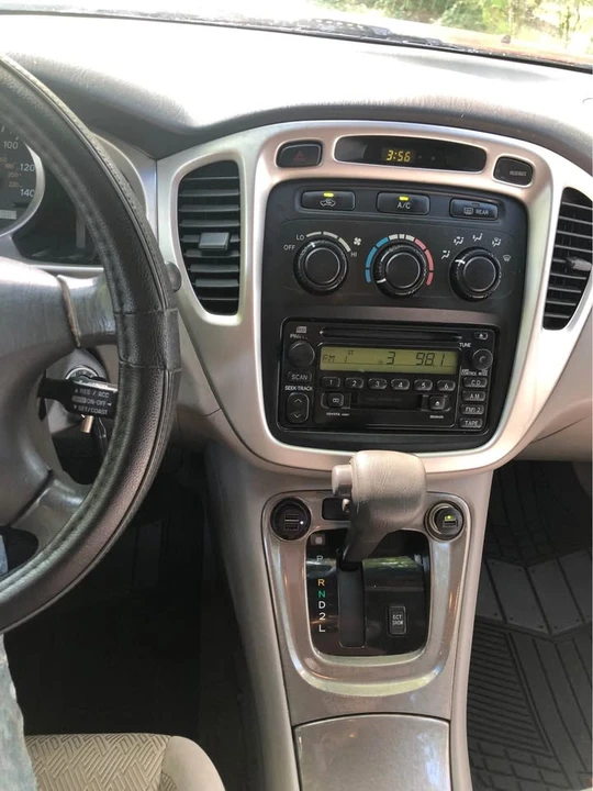 2003 Toyota Highlander - Image 8 of 8