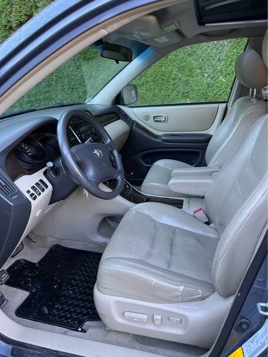 2003 Toyota Highlander - Image 4 of 10