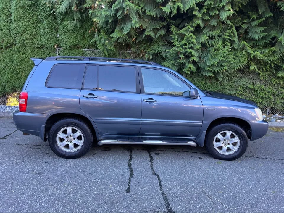 2003 Toyota Highlander - Image 2 of 10