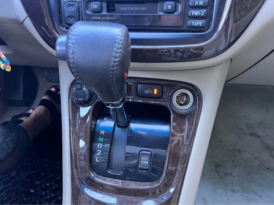 2003 Toyota Highlander - Image 10 of 10