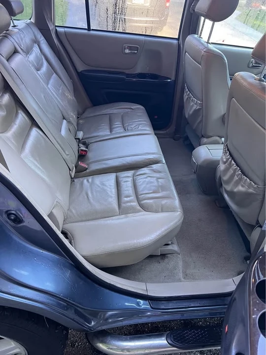 2003 Toyota Highlander - Image 5 of 10