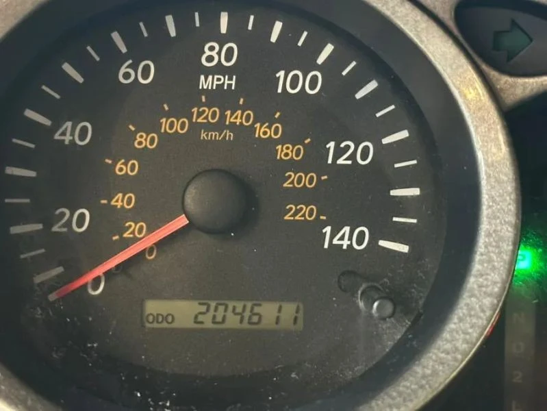2003 Toyota Highlander - Image 8 of 11