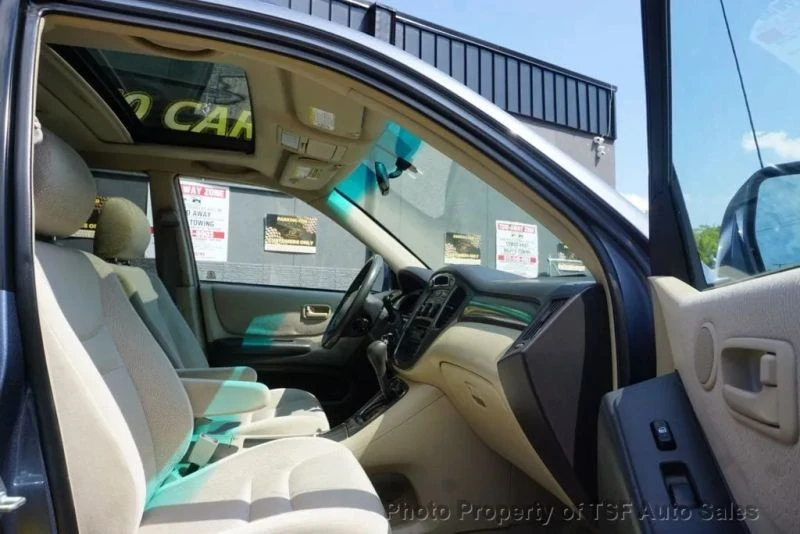 2003 Toyota Highlander - Image 11 of 12