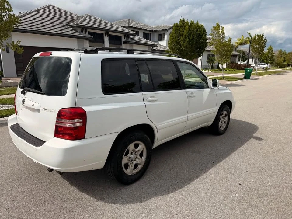 2003 Toyota Highlander - Image 4 of 12