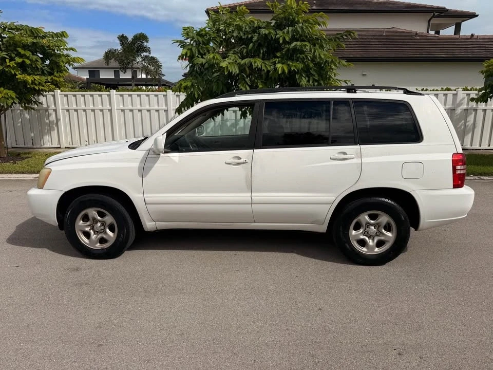 2003 Toyota Highlander - Image 7 of 12