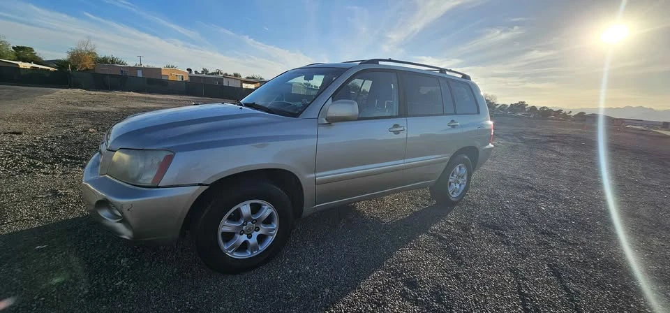 2003 Toyota Highlander - Image 4 of 7