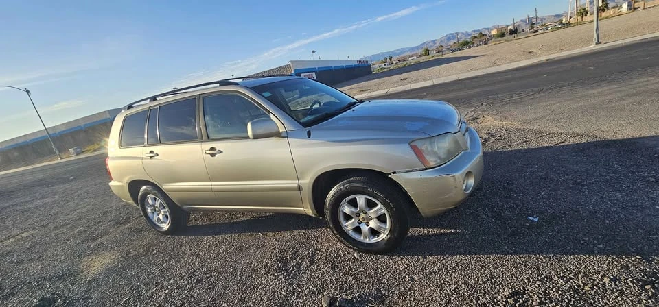 2003 Toyota Highlander - Image 3 of 7