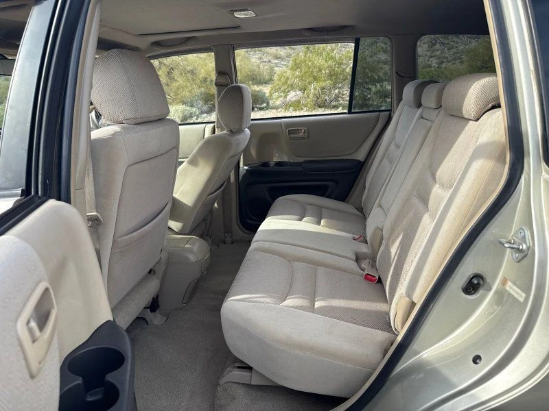 2003 Toyota Highlander - Image 14 of 20