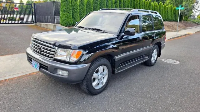 2003 Toyota Land Cruiser Base 4dr SUV