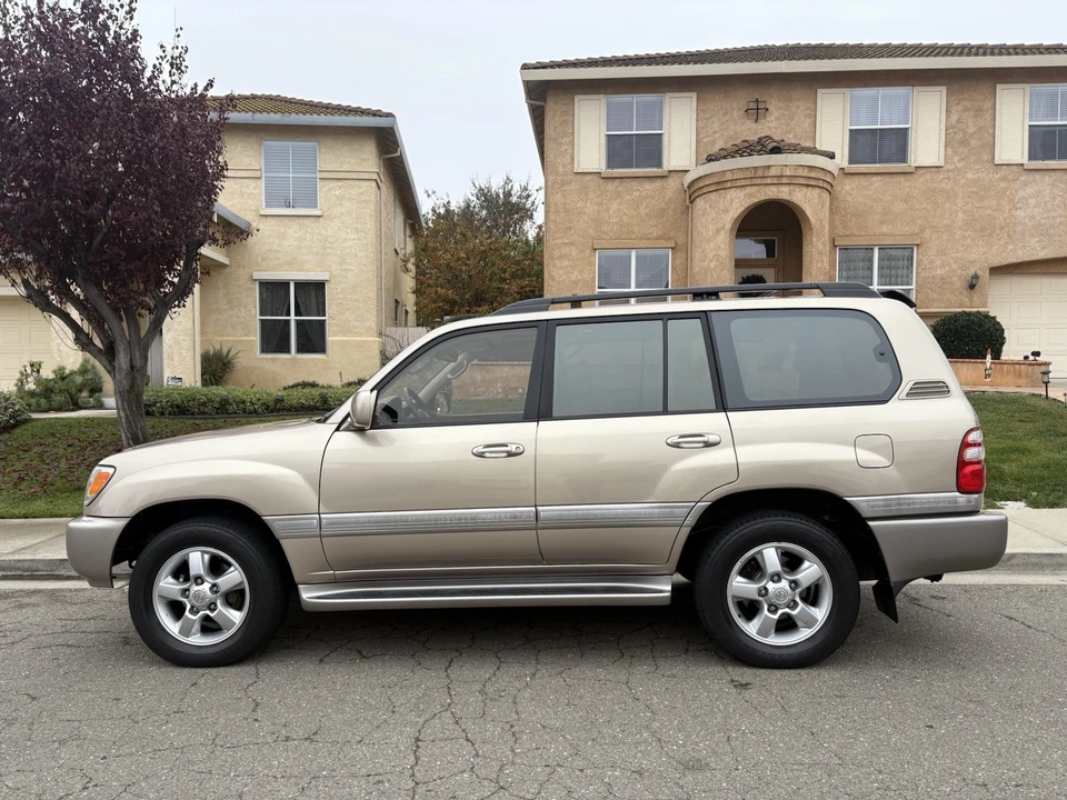 2003 Toyota J100 Land Cruiser - Image 2 of 21