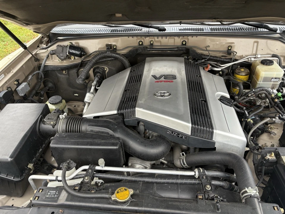2003 Toyota J100 Land Cruiser - Image 9 of 21