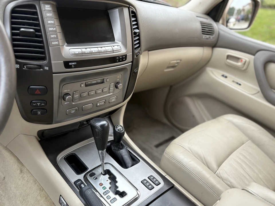 2003 Toyota J100 Land Cruiser - Image 11 of 21