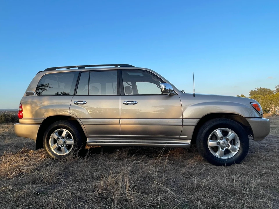 2003 Toyota J100 Land Cruiser - Image 18 of 31