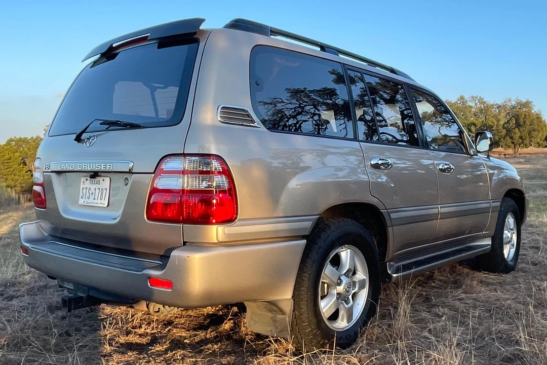 2003 Toyota J100 Land Cruiser - Image 4 of 31