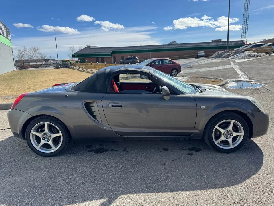 2003 Toyota MR2 Spyder/MR-S - Image 8 of 10