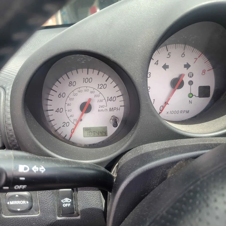2003 Toyota MR2 Spyder/MR-S - Image 11 of 11