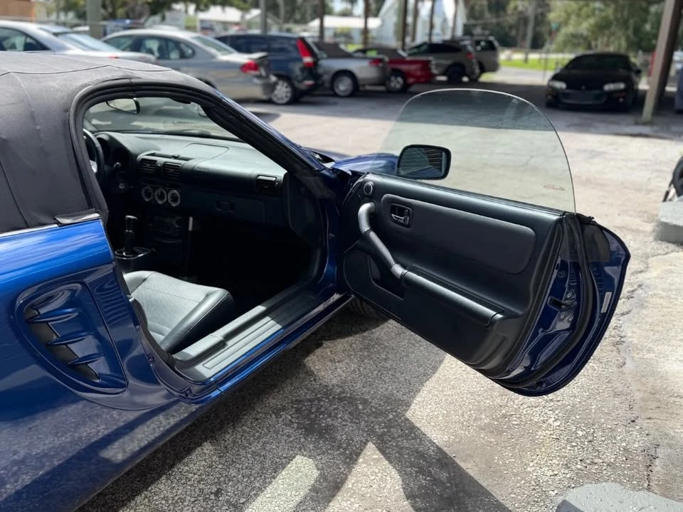 2003 Toyota MR2 Spyder/MR-S - Image 13 of 16