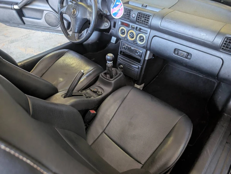 2003 Toyota MR2 Spyder/MR-S - Image 3 of 9
