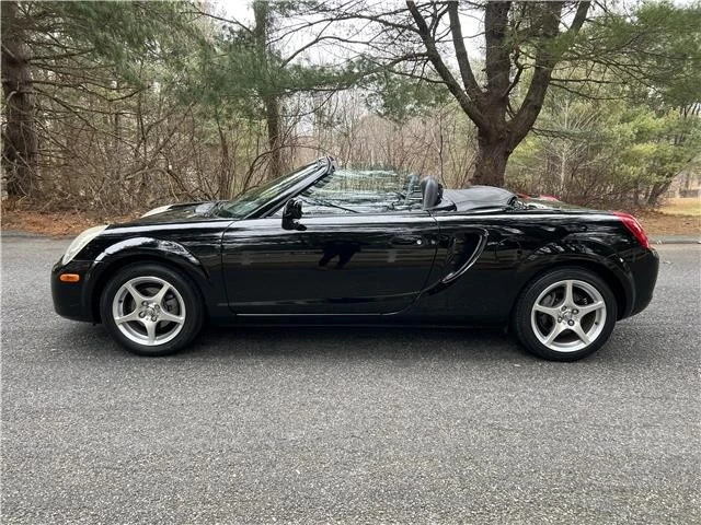 2003 Toyota MR2 Spyder/MR-S - Image 2 of 21