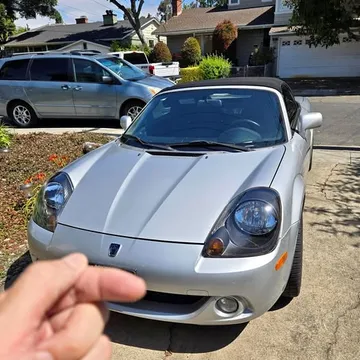 2003 Toyota MR2