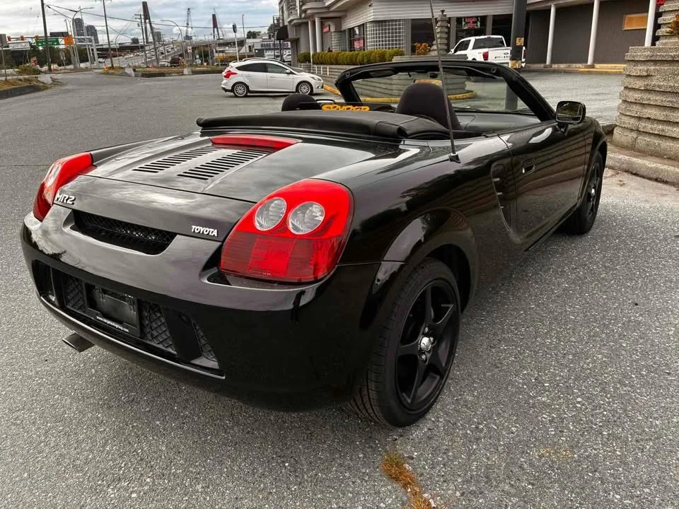 2003 Toyota MR2 Spyder/MR-S - Image 10 of 10