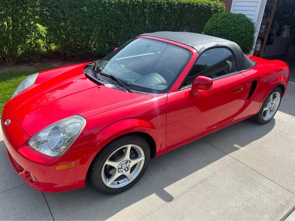 2003 Toyota MR2 Spyder/MR-S - Image 8 of 10