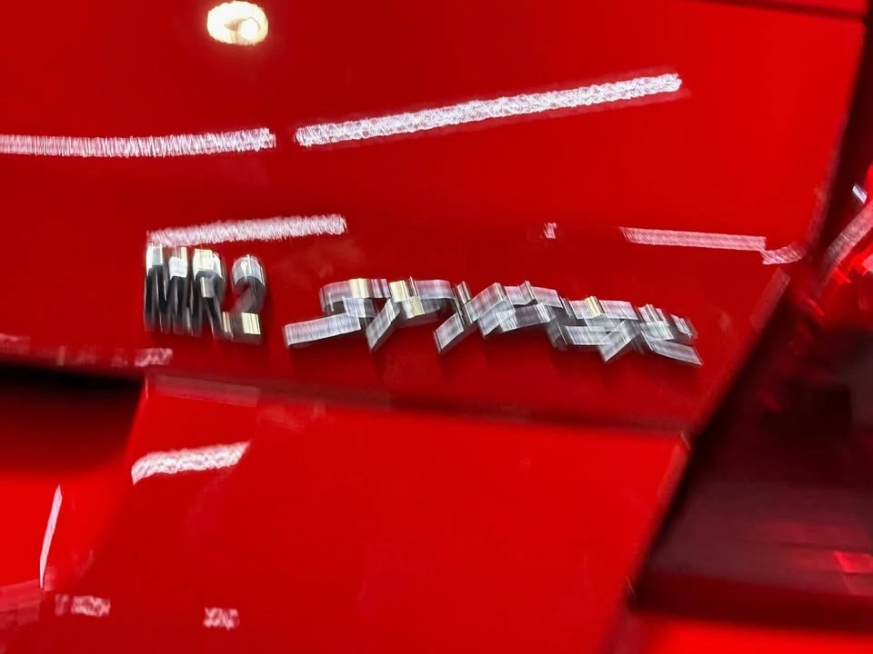2003 Toyota MR2 Spyder/MR-S - Image 9 of 13