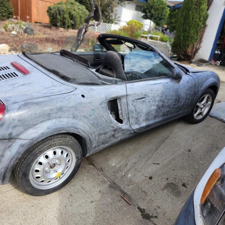 2003 Toyota MR2 Spyder/MR-S - Image 2 of 17