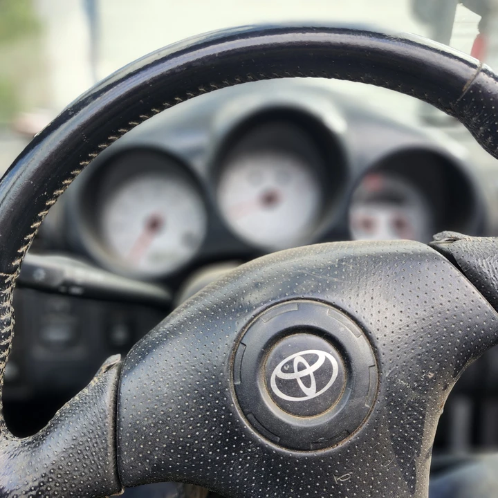 2003 Toyota MR2 Spyder/MR-S - Image 10 of 17