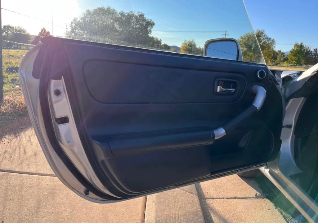 2003 Toyota MR2 Spyder/MR-S - Image 15 of 15