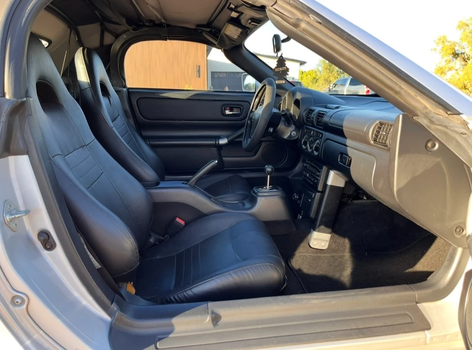2003 Toyota MR2 Spyder/MR-S - Image 13 of 15
