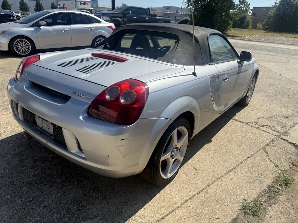 2003 Toyota MR2 Spyder/MR-S - Image 7 of 11