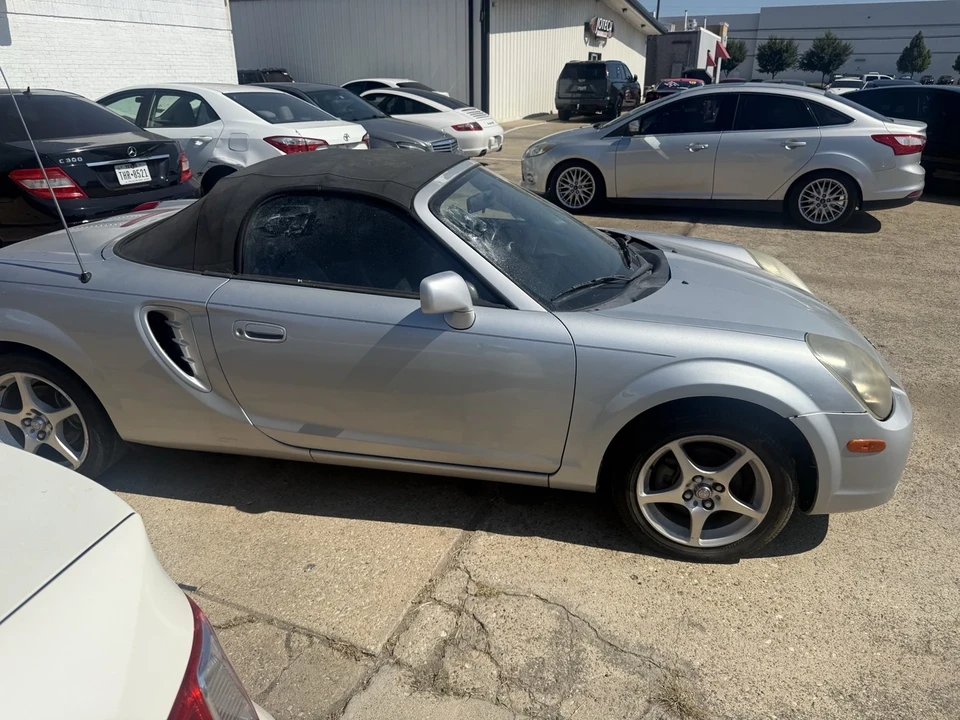 2003 Toyota MR2 Spyder/MR-S - Image 6 of 11
