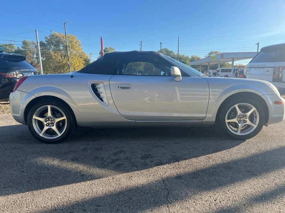 2003 Toyota MR2 Spyder/MR-S - Image 7 of 20