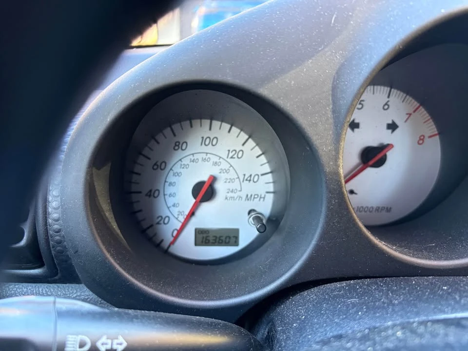 2003 Toyota MR2 Spyder/MR-S - Image 7 of 10