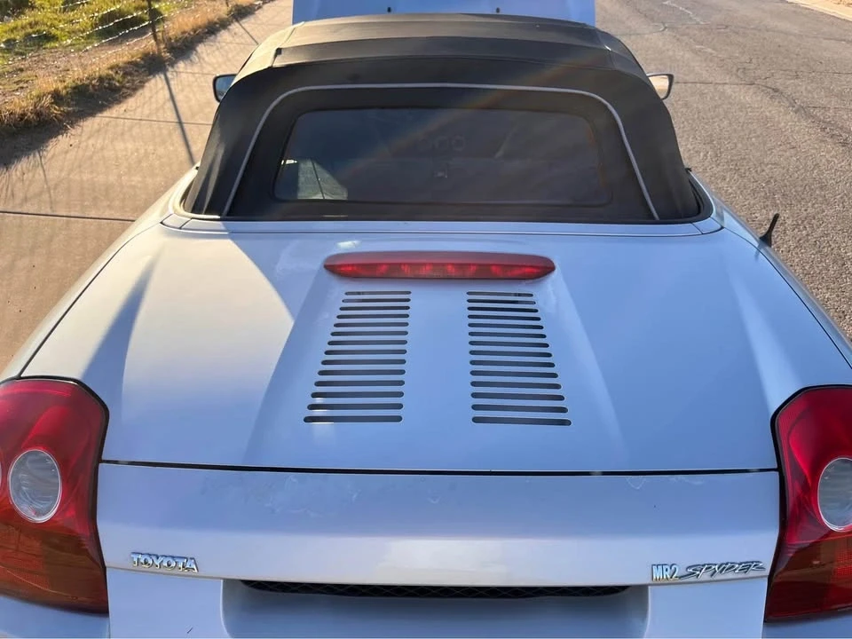 2003 Toyota MR2 Spyder/MR-S - Image 5 of 9