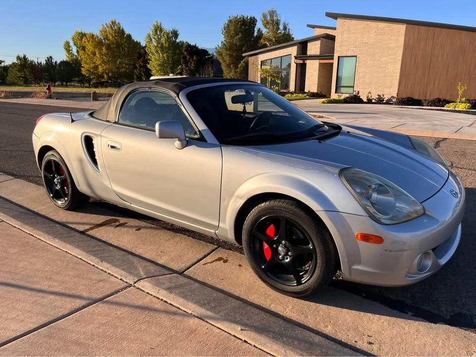2003 Toyota MR2 Spyder/MR-S - Image 8 of 9