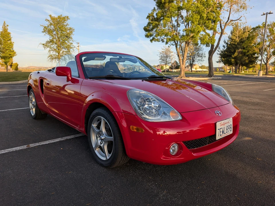2003 Toyota MR2 Spyder/MR-S - Image 2 of 31