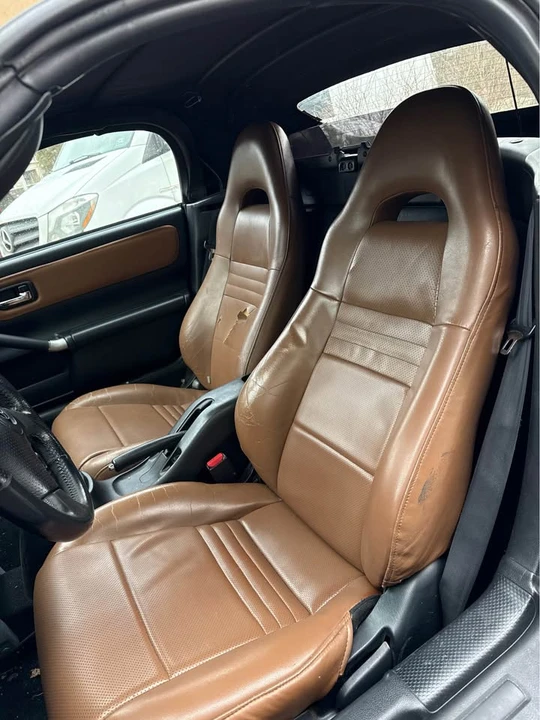 2003 Toyota MR2 Spyder/MR-S - Image 11 of 12