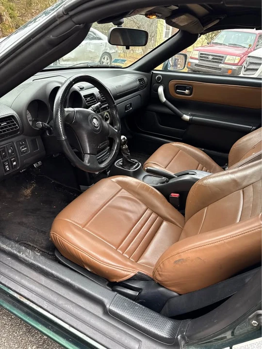 2003 Toyota MR2 Spyder/MR-S - Image 9 of 12